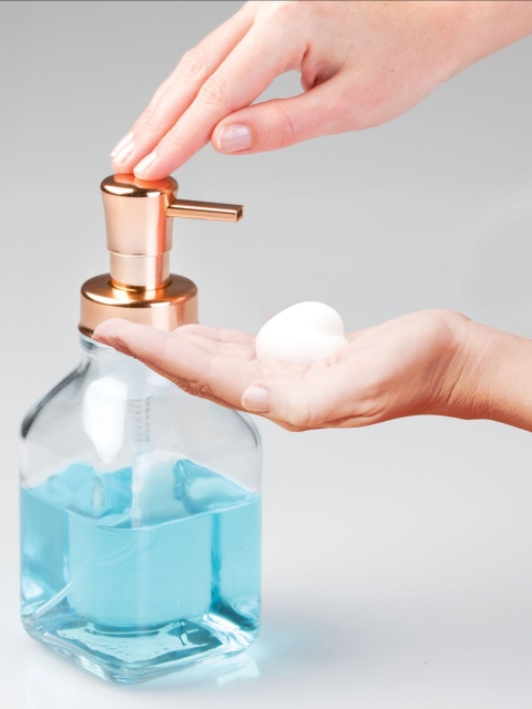 

INTERDESIGN White Soap Dispenser