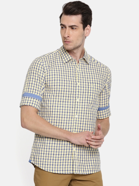 

Parx Men Yellow & Blue Slim Fit Checked Casual Shirt