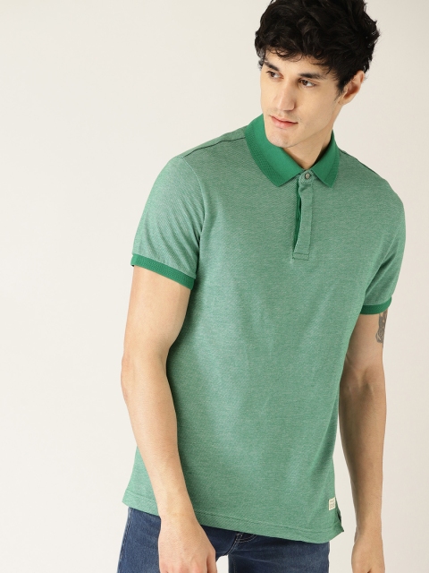 

United Colors of Benetton Men Green Solid Polo Collar T-shirt