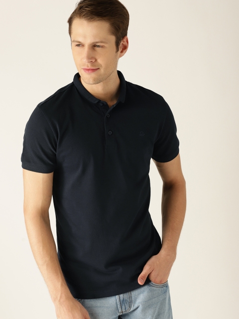 

United Colors of Benetton Men Navy Solid Slim Collar T-shirt, Navy blue