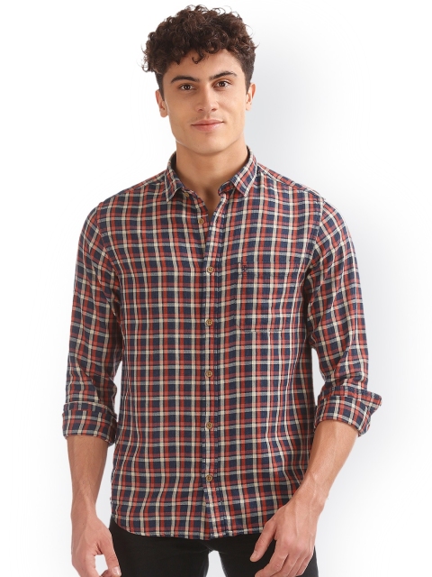 

IZOD Men Navy Blue & Red Slim Fit Checked Casual Shirt