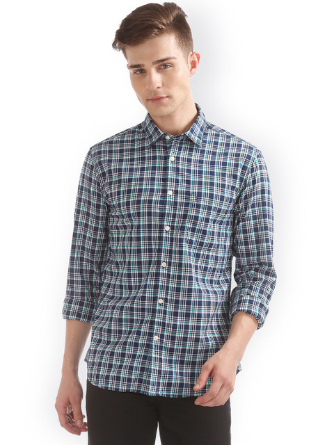 

IZOD Men Blue Slim Fit Checked Casual Shirt