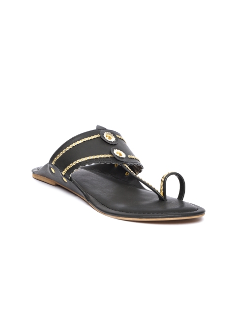 

Inc 5 Women Black & Gold-Toned One Toe Flats