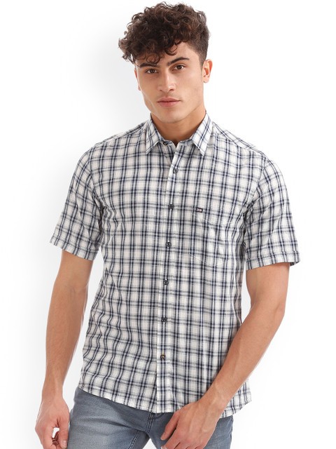 

Arrow Sport Men Navy Blue & Off-White Checked Casual Shirt