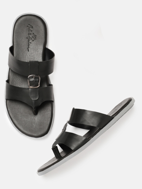 

Mast & Harbour Men Black Comfort Sandals