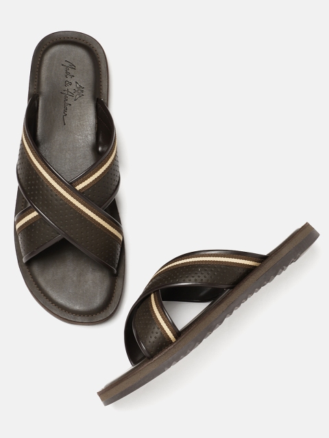 

Mast & Harbour Men Brown Comfort Sandals