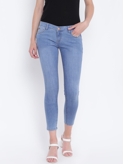 

Monte Carlo Women Blue Skinny Fit Low-Rise Clean Look Stretchable Cropped Jeans