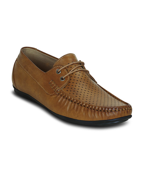 

Get Glamr Men Tan Loafers