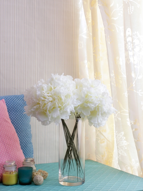 

Fourwalls Set of 2 White & Green Artificial Hydrangea Flower Bunches
