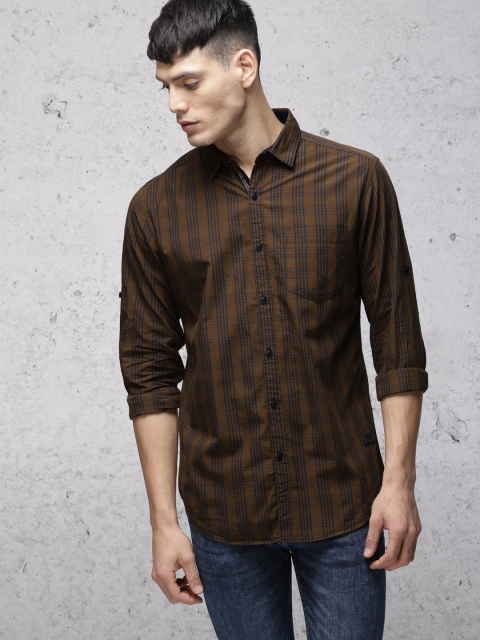 

Ecko Unltd Men Brown & Navy Blue Slim Fit Checked Casual Shirt