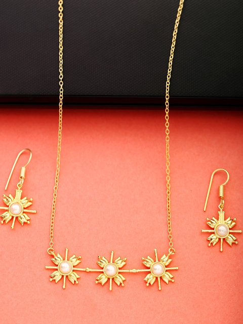 

Voylla Gold-Plated Pearl Studded Necklace Set