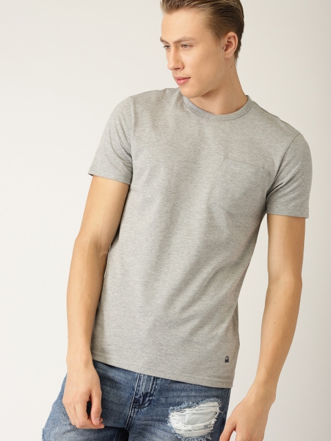 

United Colors of Benetton Men Grey Melange Solid Round Neck T-shirt
