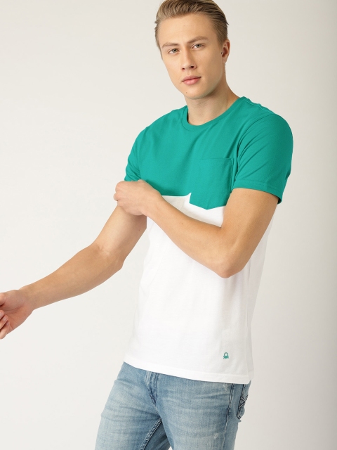 

United Colors of Benetton Men Green & White Colourblocked Round Neck T-shirt