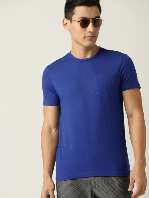 

United Colors of Benetton Men Blue Solid Round Neck T-shirt