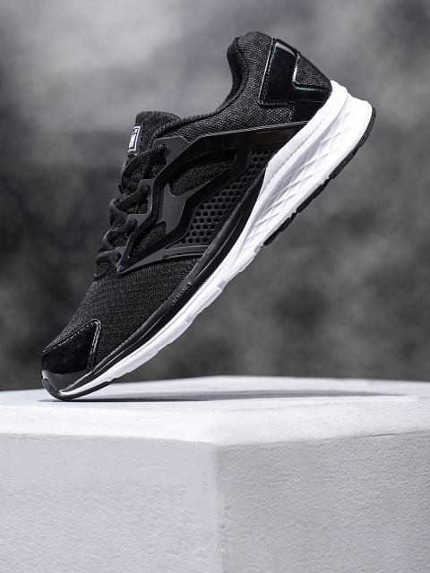 

361 Degree Men Black Performance Running Shoes