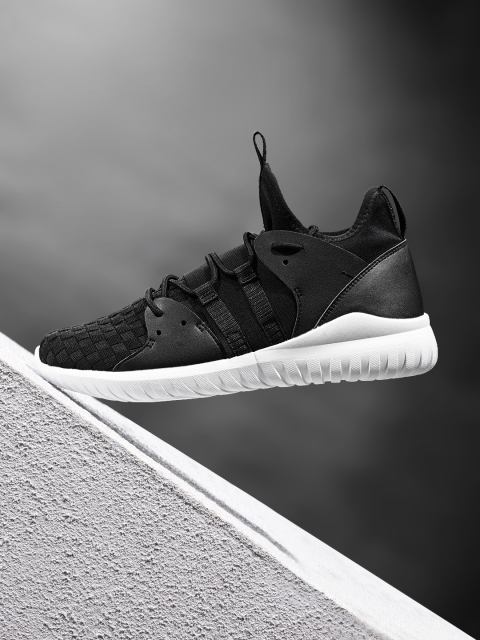 

361 Degree Men Black Lifestyle Sneakers
