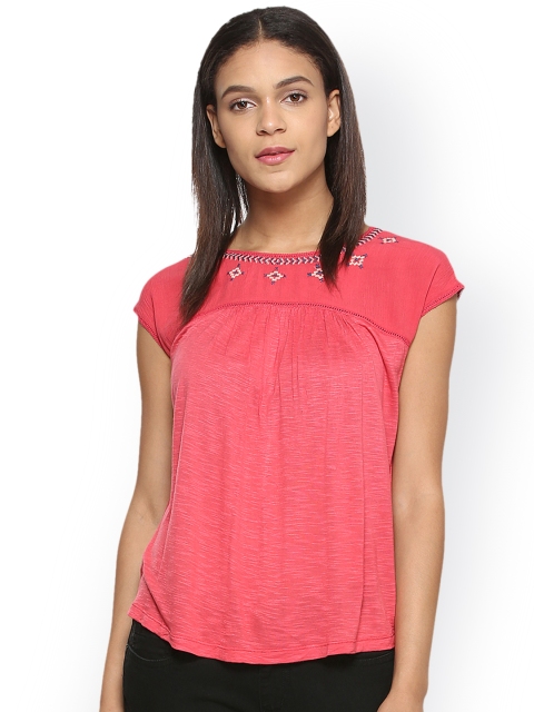 

People Women Coral Solid Top