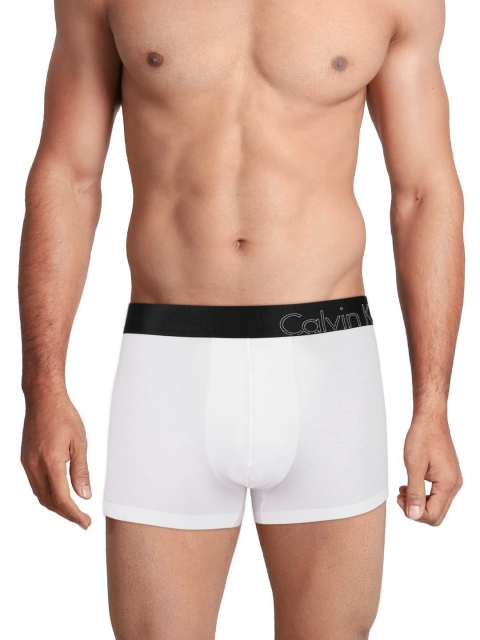 

Calvin Klein Innerwear Men White Tech Fusion Trunks NU8655100