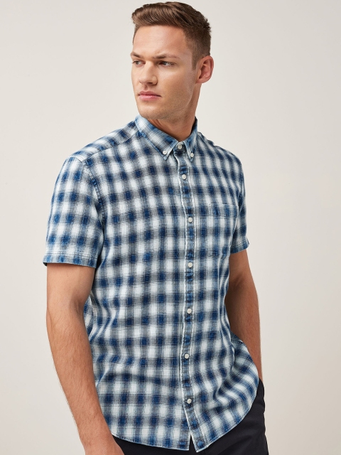 

next Men White & Blue Regular Fit Checked Casual Shirt