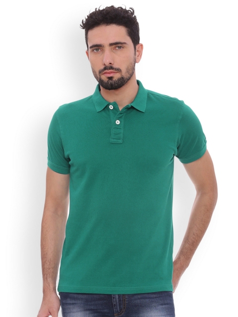 

Basics Men Green Solid Polo Collar T-shirt