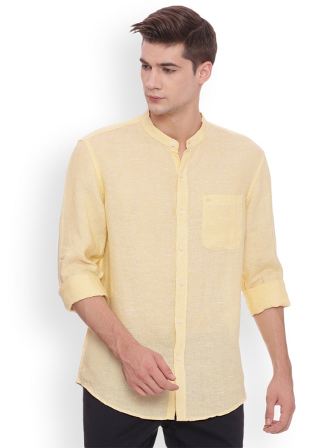 

Basics Men Yellow Slim Fit Solid Casual Shirt