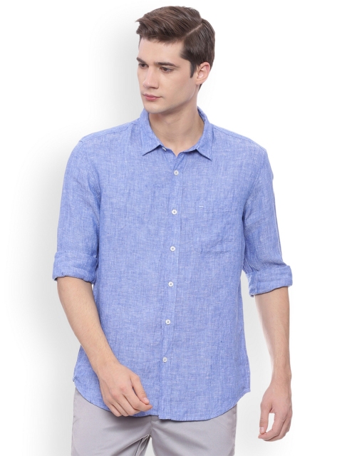 

Basics Men Blue Slim Fit Solid Linen Casual Shirt