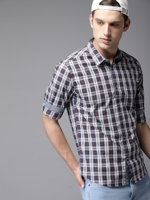 

HERE&NOW Men Grey & Navy Blue Slim Fit Checked Casual Shirt