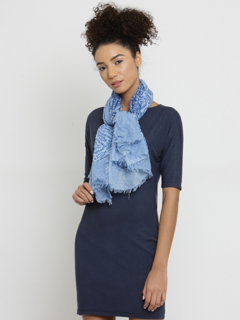 

J Style Women Blue Printed Stole