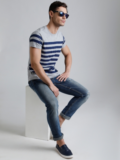 

DILLINGER Men Grey Melange & Blue Striped Round Neck T-shirt