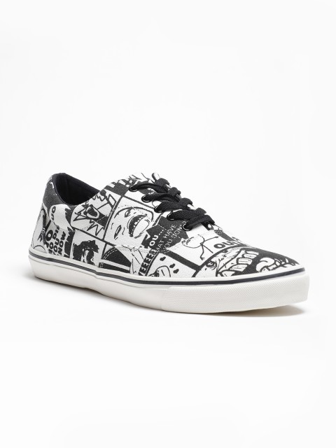 

LOCOMOTIVE Men Black Sneakers