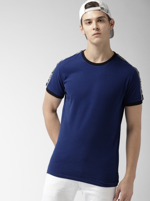 

Superdry Men Blue Solid Round Neck T-shirt
