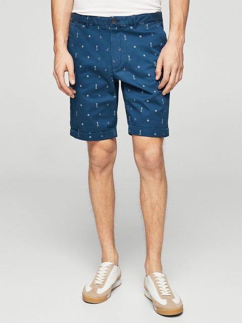 

MANGO MAN Men Teal Blue and White Printed Regular Fit Regular Shorts