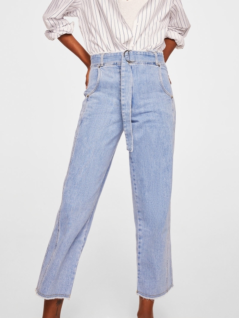 

MANGO Women Blue Regular Fit Mid-Rise Clean Look Cropped Jeans