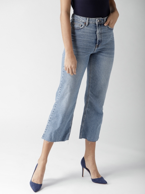 

FOREVER 21 Women Blue Flared Fit High-Rise Clean Look Cropped Jeans