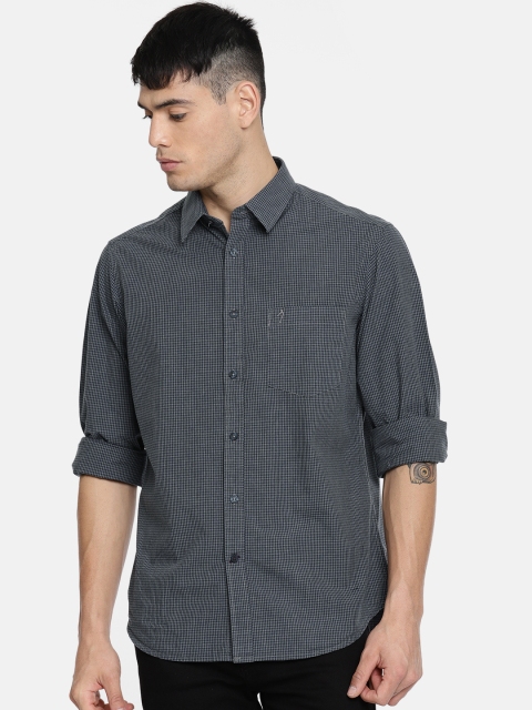 

Indian Terrain Men Navy Blue & Grey Regular Fit Checked Casual Shirt