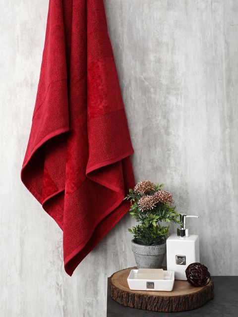 

Pure Home and Living Red Solid Bath Towel