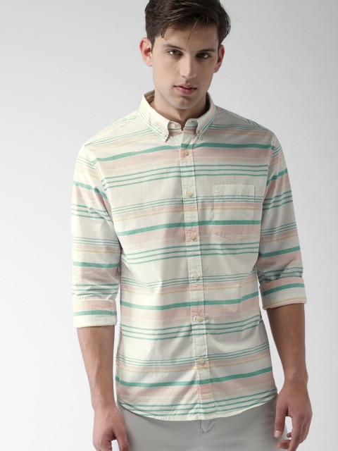 

Aeropostale Men White & Pink Regular Fit Striped Casual Shirt
