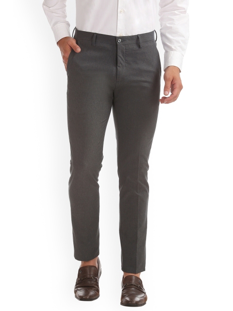 

Arrow Men Grey Slim Fit Solid Formal Trousers