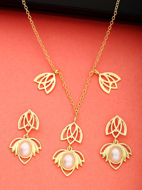 

Voylla Women Gold-Toned Meraki Pearl-Studded Jewellery Set