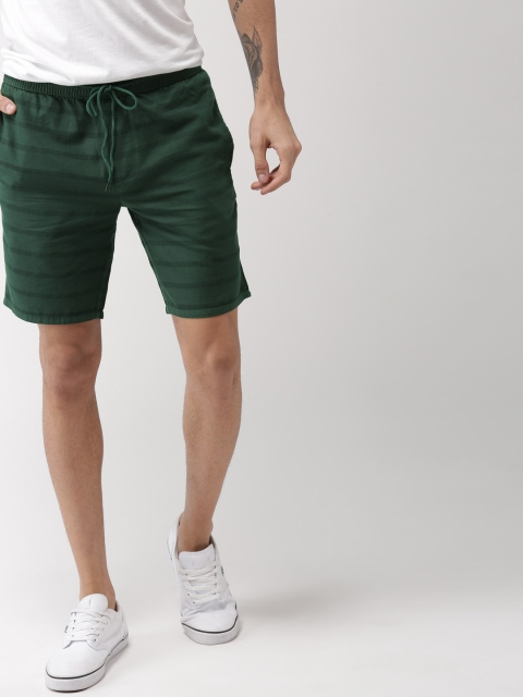 

Mast & Harbour Men Green Striped Slim Fit Regular Shorts