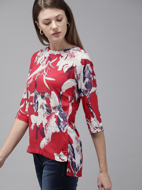 

Park Avenue Women Red & White Printed Top