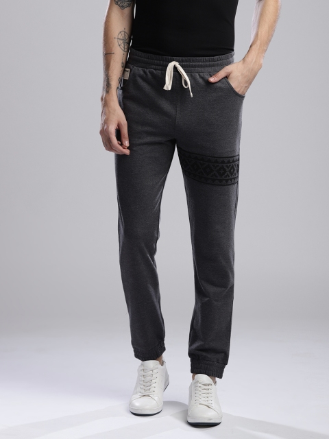 

Hubberholme Men Charcoal Grey Solid Slim Fit Joggers