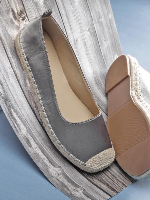 

Mast & Harbour Women Grey Solid Espadrilles