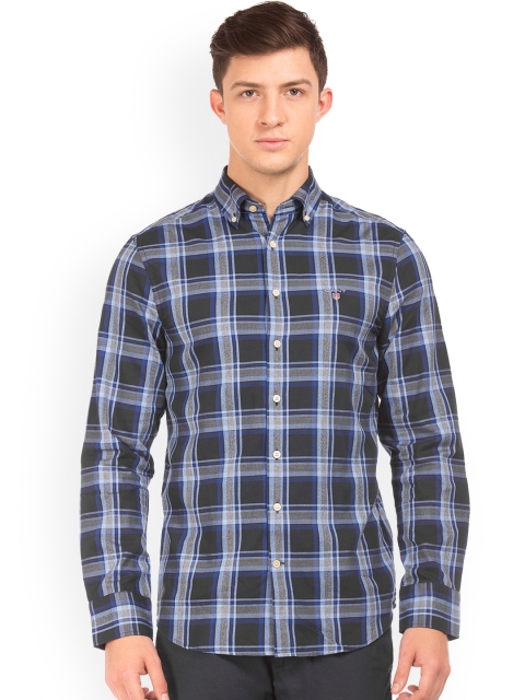 

GANT Men Navy Blue Regular Fit Checked Casual Shirt
