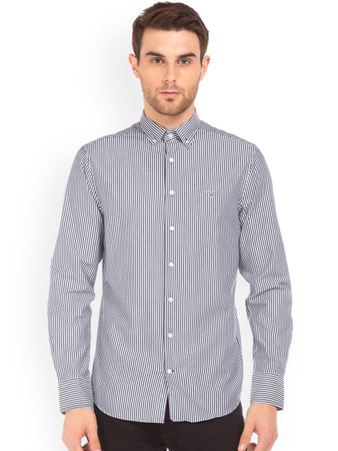 

GANT Men Blue & White Regular Fit Striped Casual Shirt