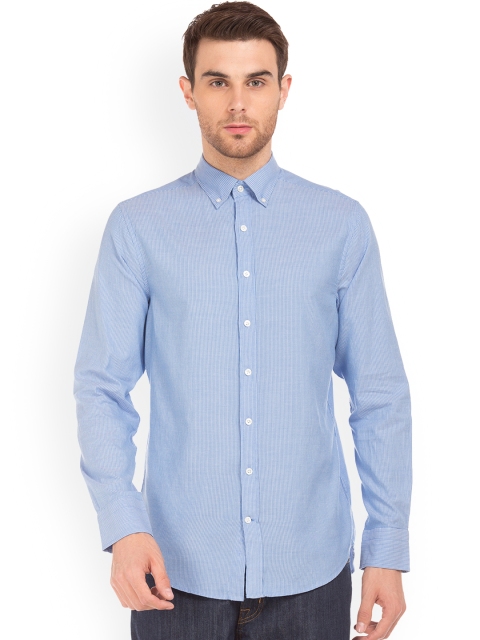 

GANT Men Blue Regular Fit Solid Casual Shirt
