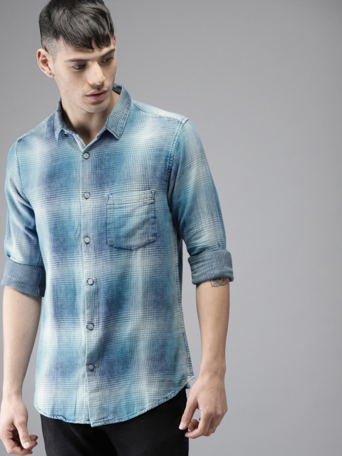 

Moda Rapido Men Blue & Grey Regular Fit Checked Casual Shirt