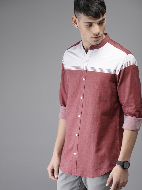

Moda Rapido Men Red & White Regular Fit Colourblocked Chambray Casual Shirt