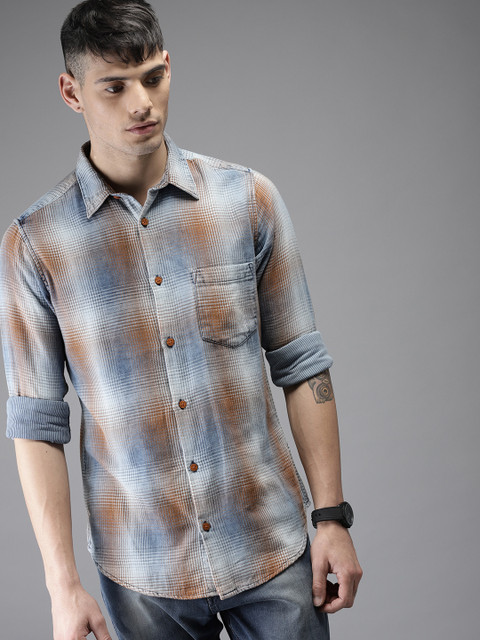 

Moda Rapido Men Blue & Brown Regular Fit Checked Casual Shirt