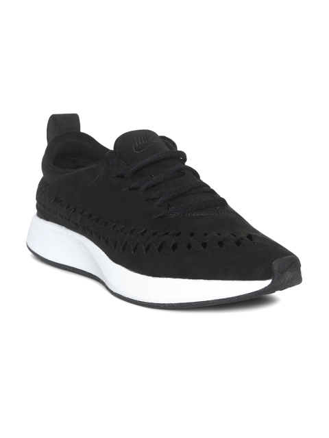 

Nike Men Black Dualtone Racer Woven Sneakers